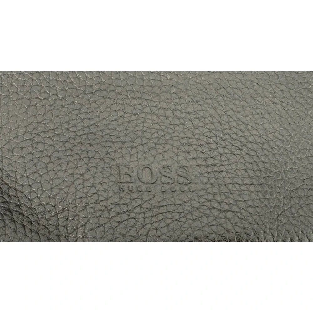 HUGO BOSS Pebbled Leather Laptop Messenger Bag Black Magnetic Gunmetal Hardware